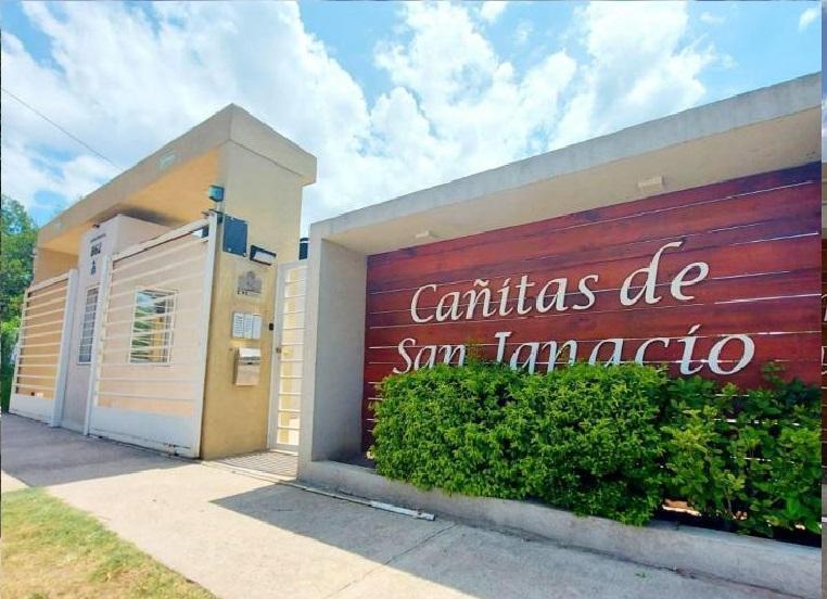 Apto Credito - Venta - Dos Ambientes en Complejo Las Cañitas - San Miguel. 2