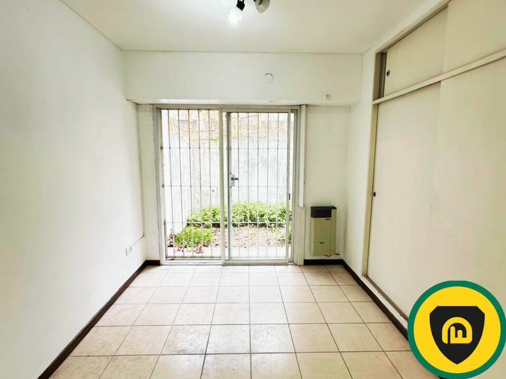 Apto Credito - Departamento en Venta San Miguel 2 Ambientes - Cochera 5