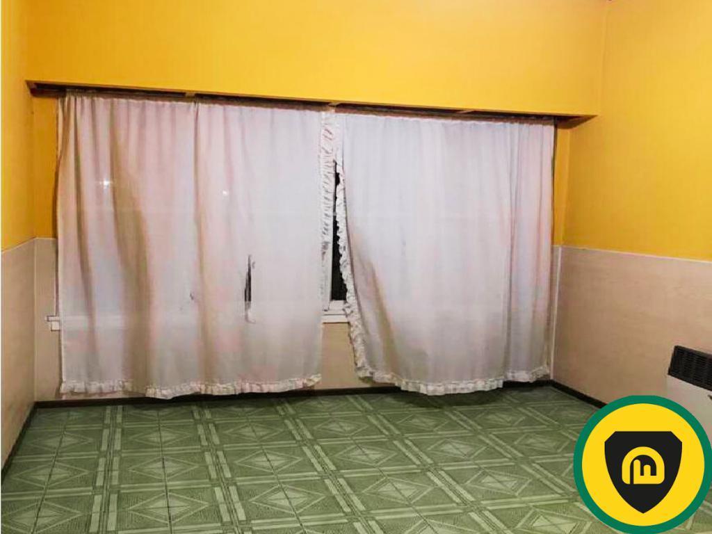 Apto Credito - Casa Venta Jose C Paz 3 Amb y Cochera 2