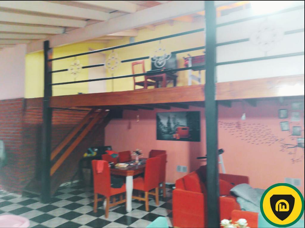 Casa en Venta - Polvorines (C/ Esq. Comercial) 2