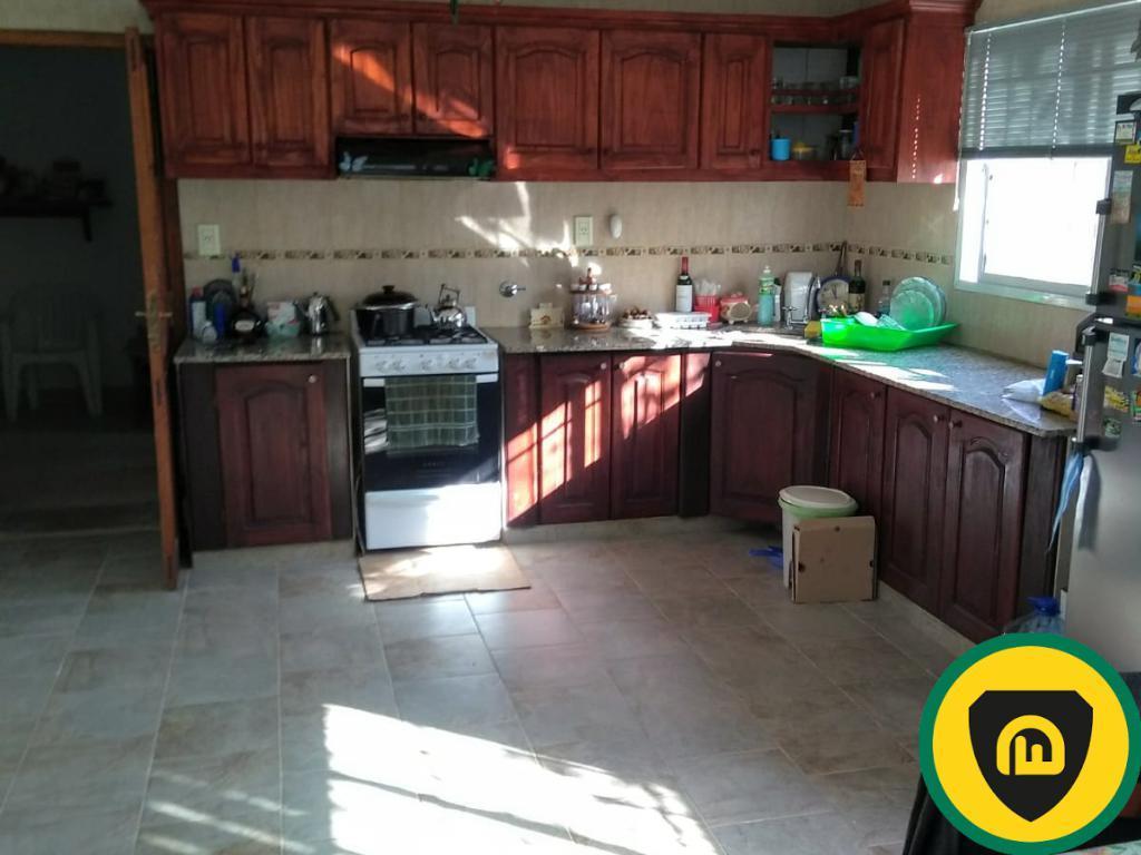 Apto Credito - Casa en Venta - Costa del Este, Partido de La Costa. 4 Amb - Quincho 2