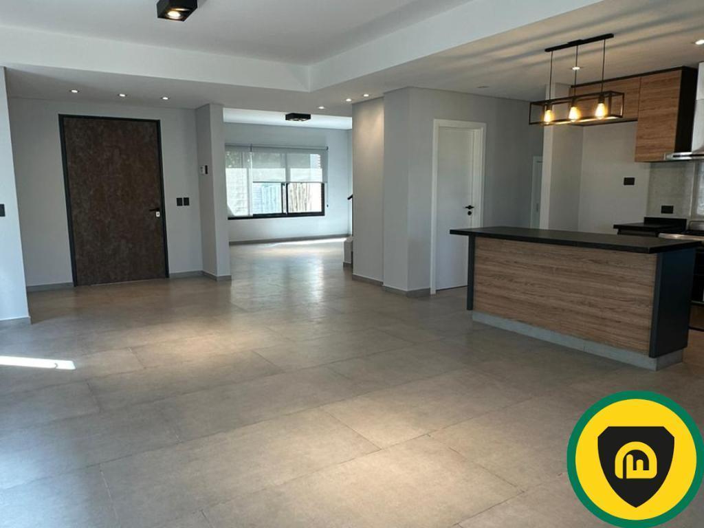 Casa en Venta Bella Vista - Barrio Santa Fe Chico a Estrenar 3