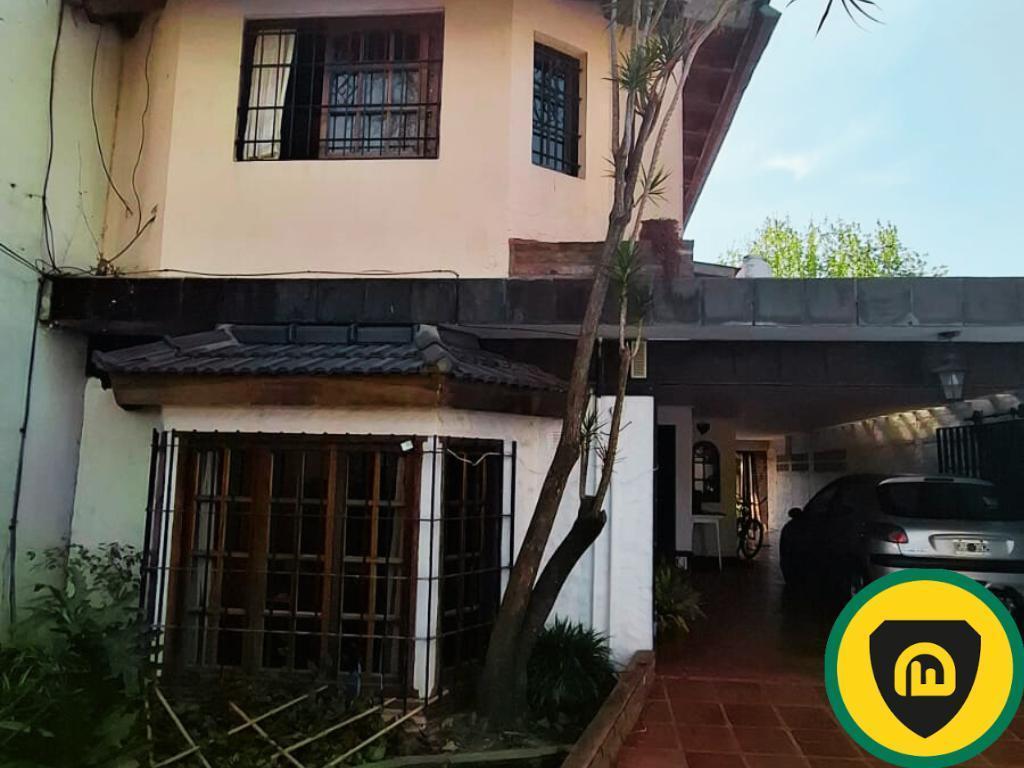 Casa en VENTA SAN MIGUEL - 3 DORMITORIOS -PILETA Y QUINCHO