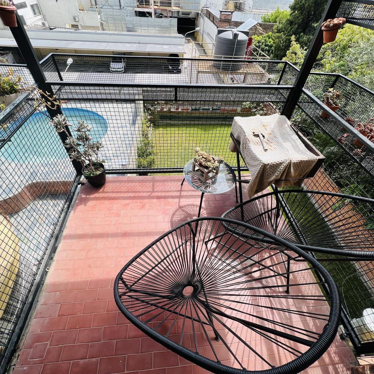 Se Vende Este Dpto, Charlone Al 1000, con Cochera 5