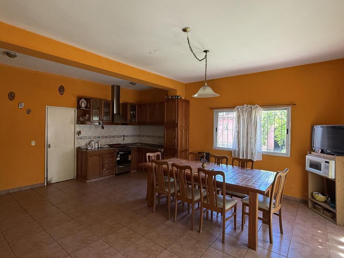 Casa en Venta en Una Sola Planta Estilo Colonial, San Miguel 1