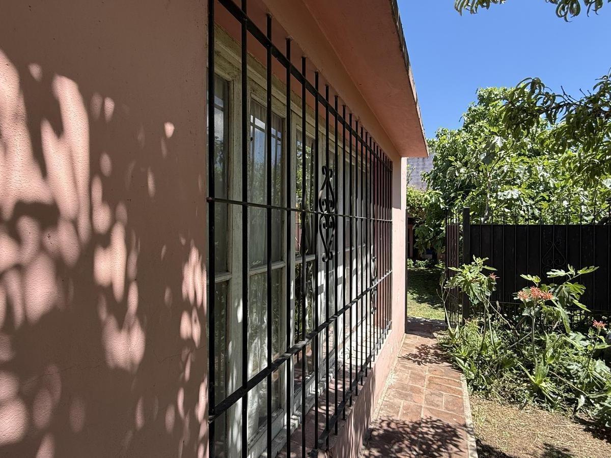 Casa en Venta en Una Sola Planta Estilo Colonial, San Miguel 4