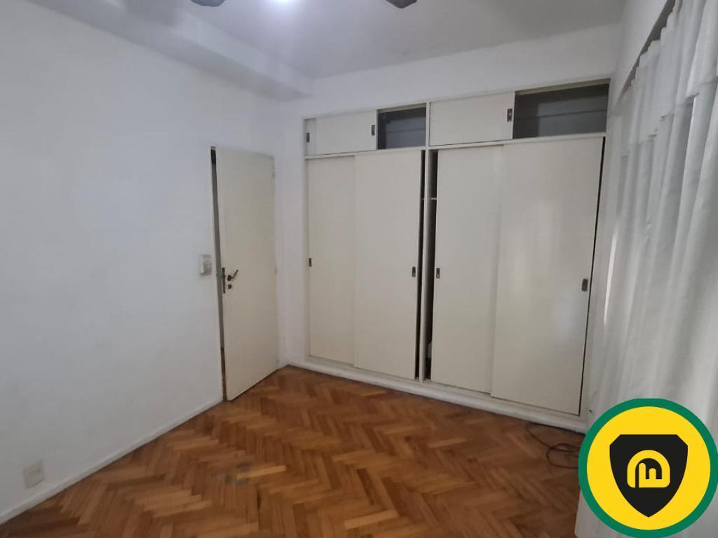 Departamento en Venta - 3 Ambientes con Patio Caba 4