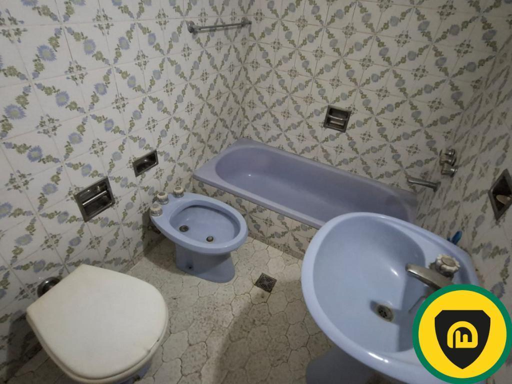Casa en Venta - José C Paz 4amb 4