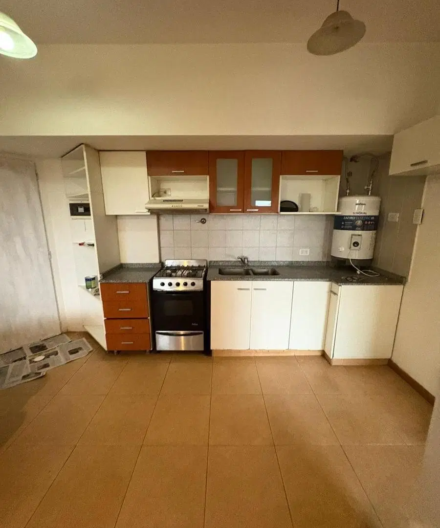 ALQUILER DE DEPARTAMENTO DOS AMBIENTES PARA VIVIENDA O APTO PROFESIONAL EN SAN MIGUEL SARMIENTO 1019 4