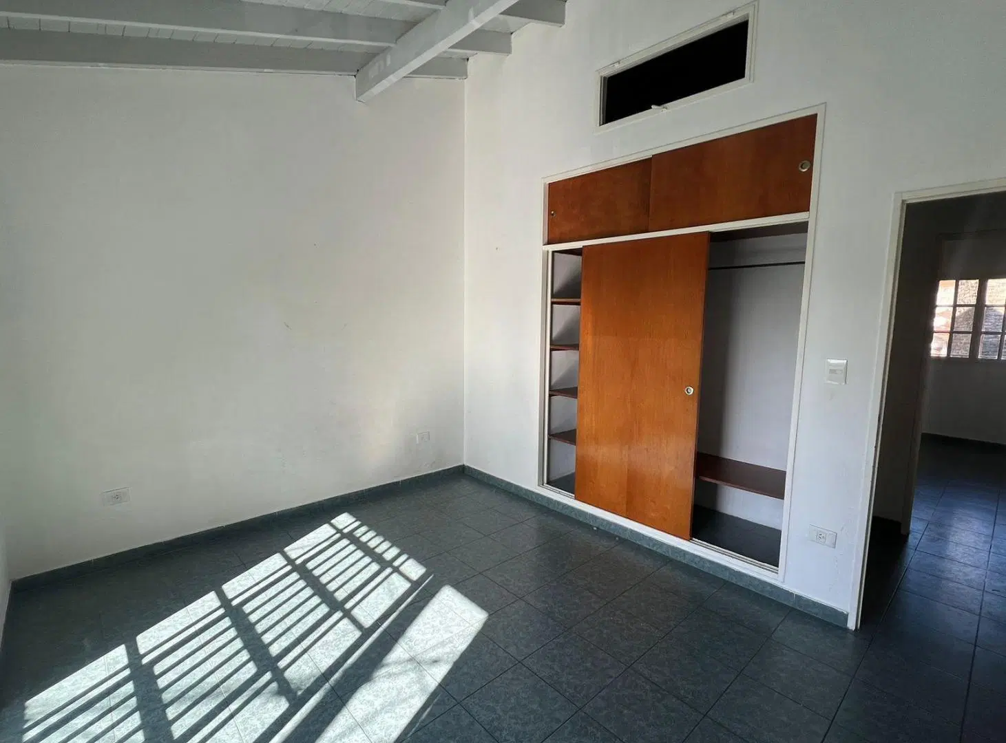 DEPARTAMENTO DOS AMBIENTES EN ALQUILER - BELLA VISTA CENTRO. 5