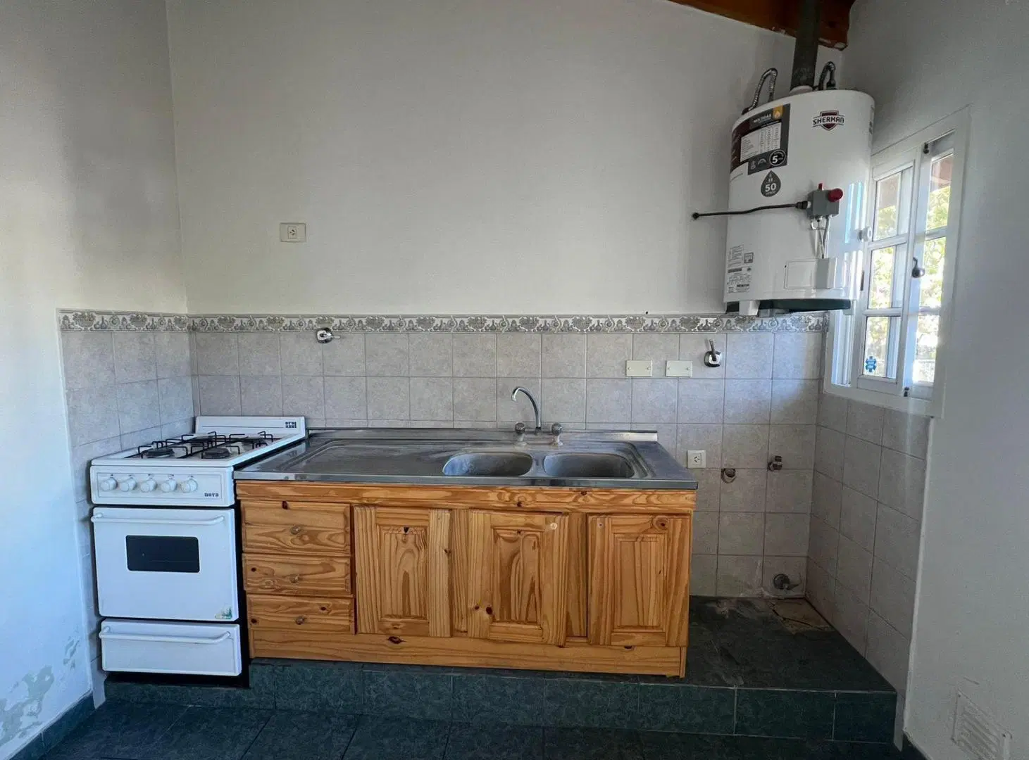 DEPARTAMENTO DOS AMBIENTES EN ALQUILER - BELLA VISTA CENTRO. 3