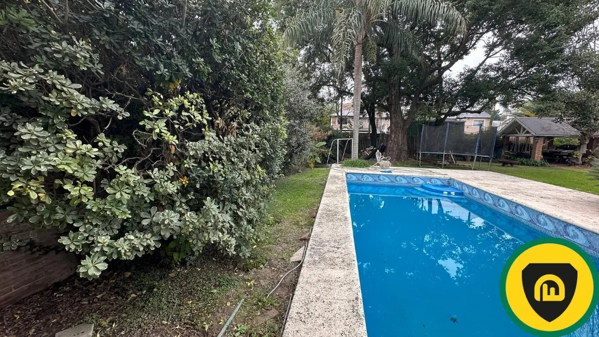 VENTA TERRENO CON PILETA BELLA VISTA 4