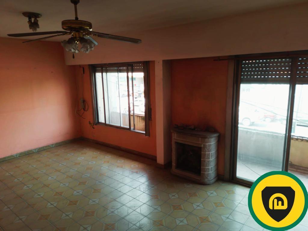 LOCAL venta los POLVORINES 3 locales mas departamento 4 amb-APTO CREDITO