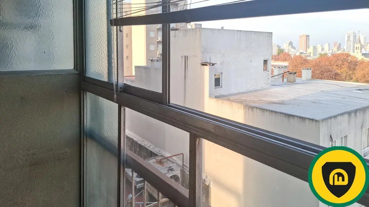 VENTA DEPARTAMENTO 3 AMBIENTES SUPER AMPLIO CON BALCON - SAN MIGUEL CENTRO. 5