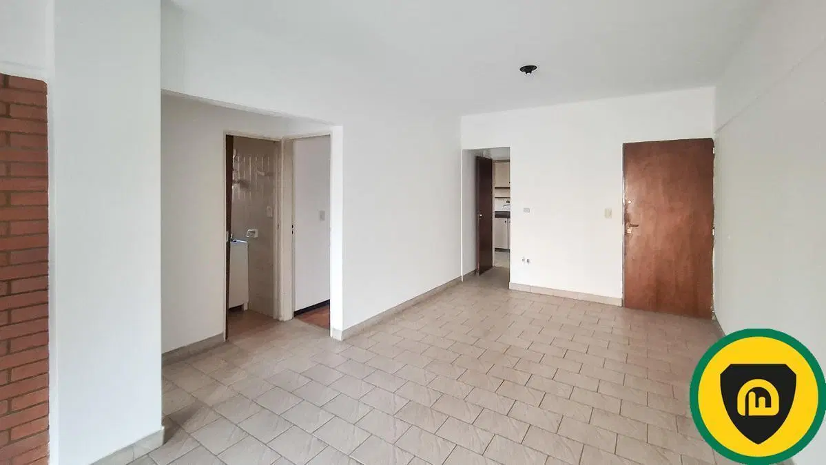 VENTA DEPARTAMENTO 3 AMBIENTES SUPER AMPLIO CON BALCON - SAN MIGUEL CENTRO. 3