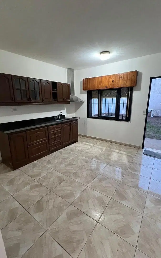 Alquiler Casa 3 ambientes en Bella Vista 4