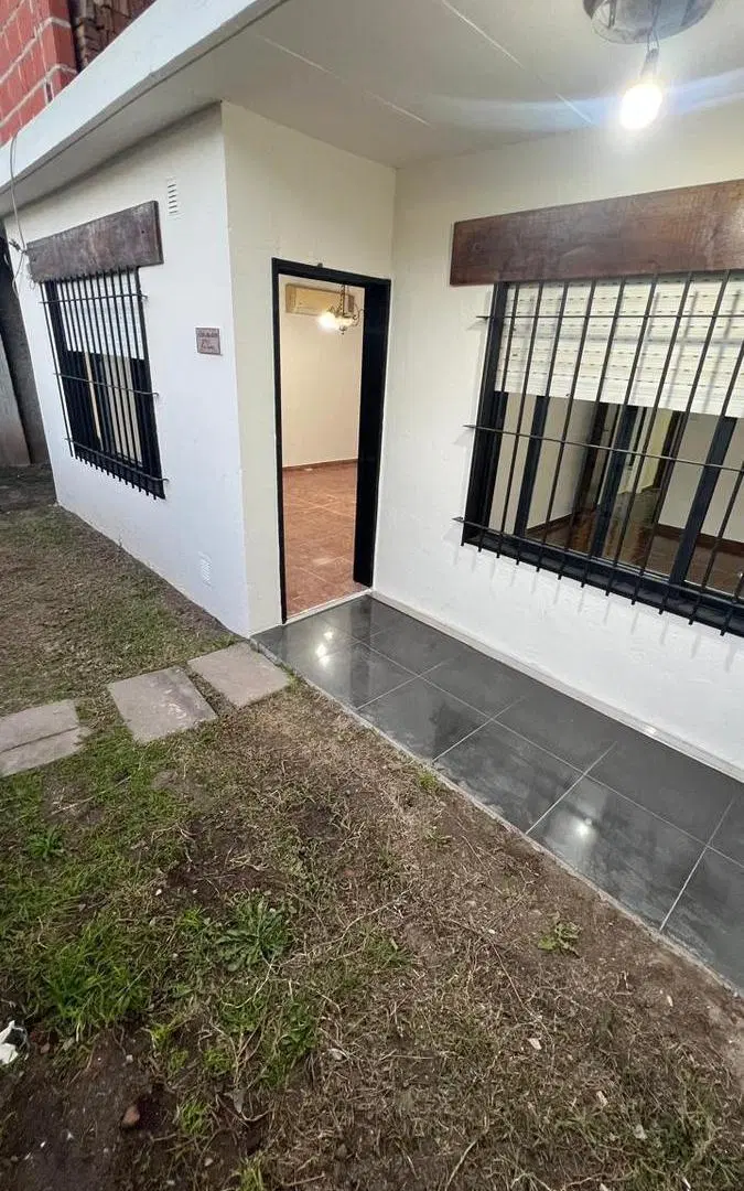 Alquiler Casa 3 ambientes en Bella Vista 5