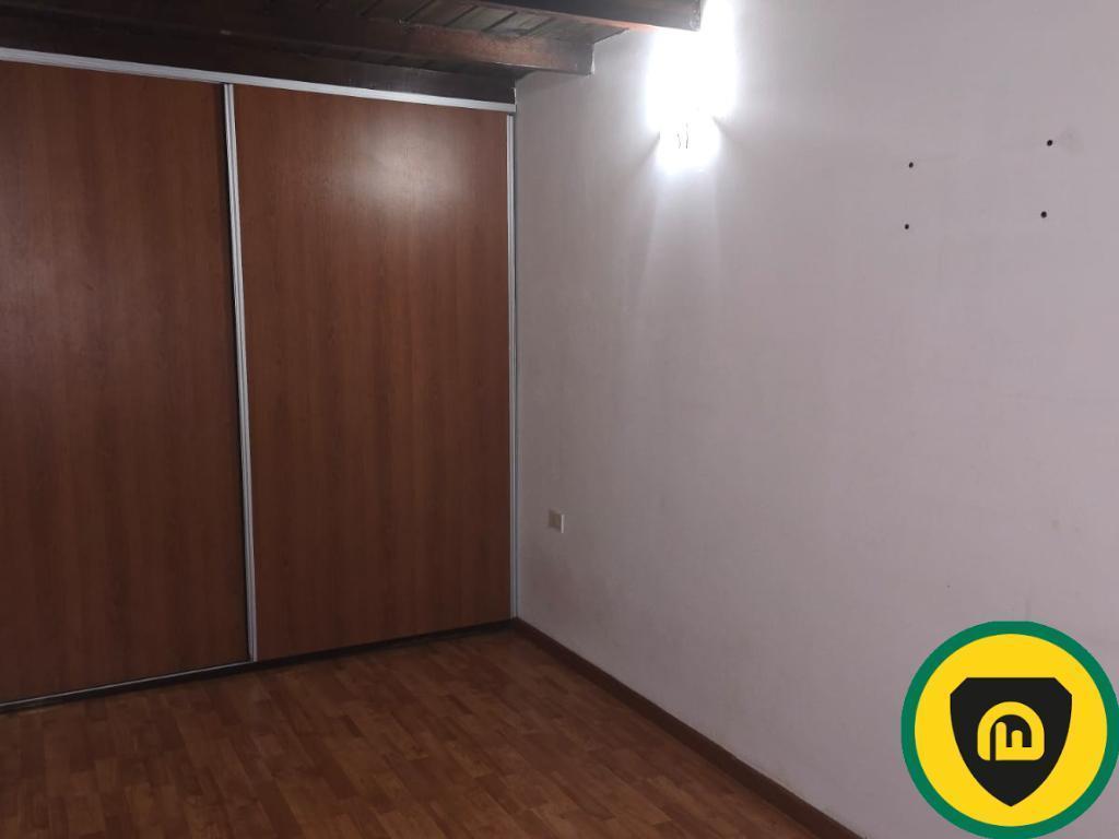 Foto de VENTA CASA 5 AMBIENTES EN LOS POLVORINES - PH 3 APTO CREDITO, imagen 5