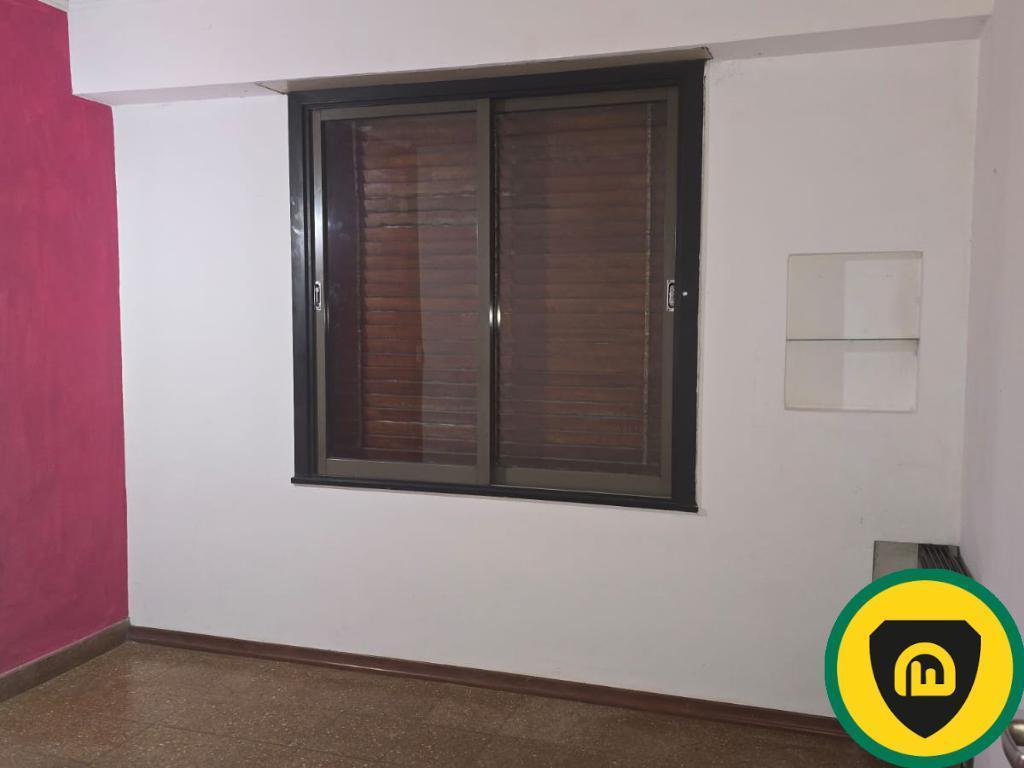 Foto de VENTA CASA 5 AMBIENTES EN LOS POLVORINES - PH 3 APTO CREDITO, imagen 3