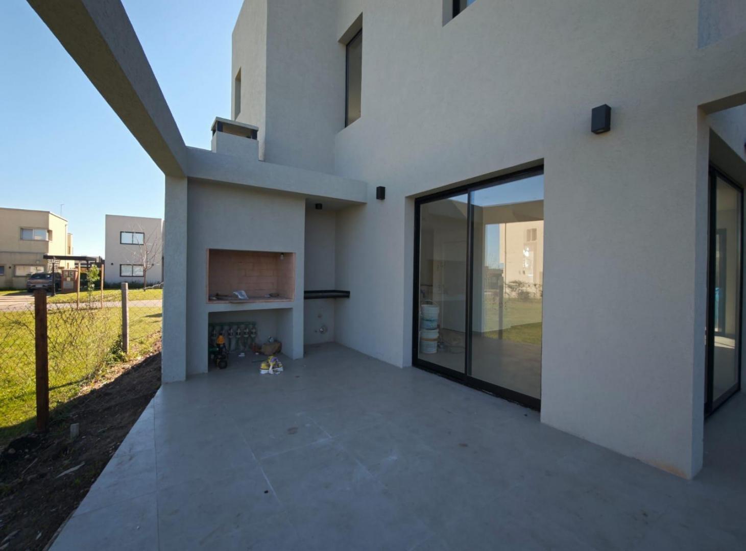 Foto de VENTA CASA 5 AMBIENTES en Pilar A ESTRENAR- 4, imagen 2