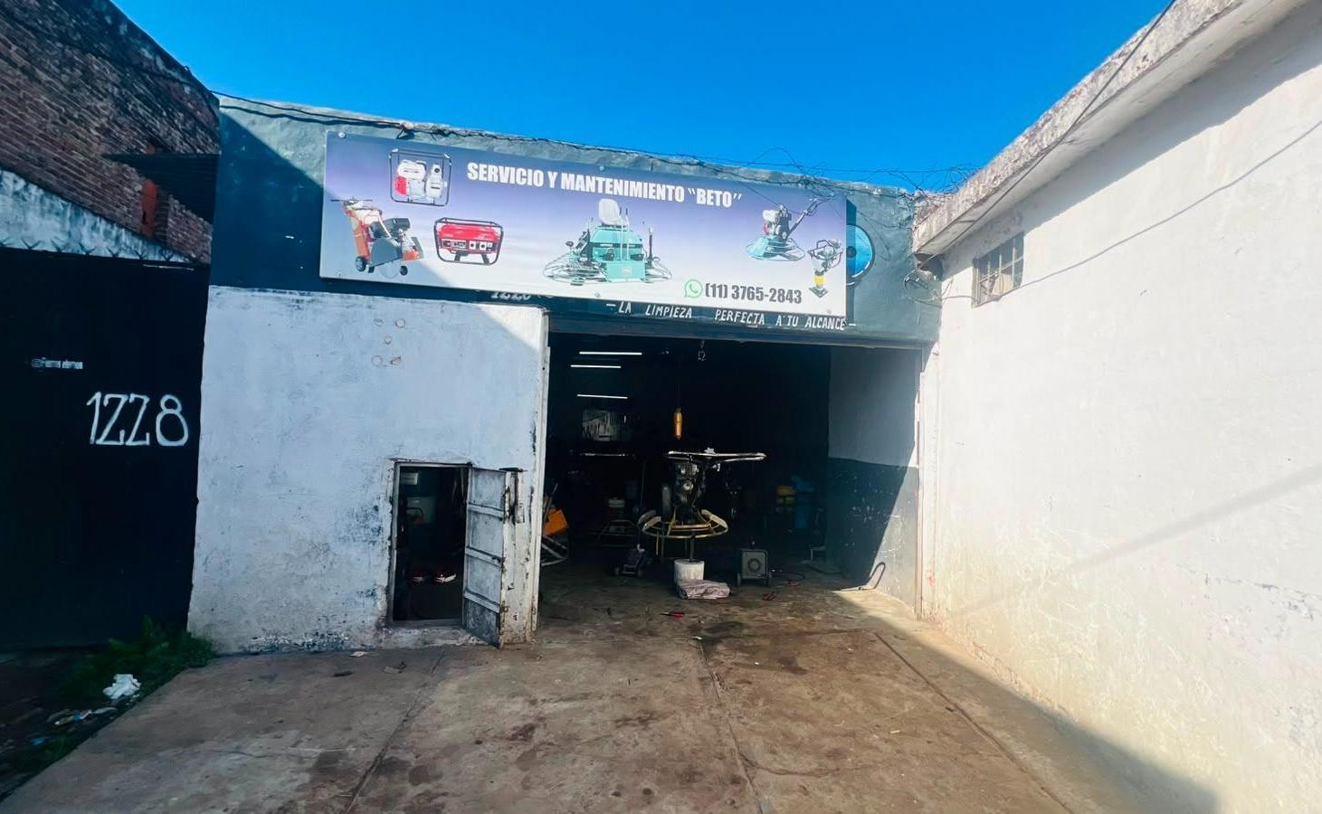 Foto de Venta 3 Locales con fondo libre en Los Polvorines Malvinas Argentinas, imagen 2