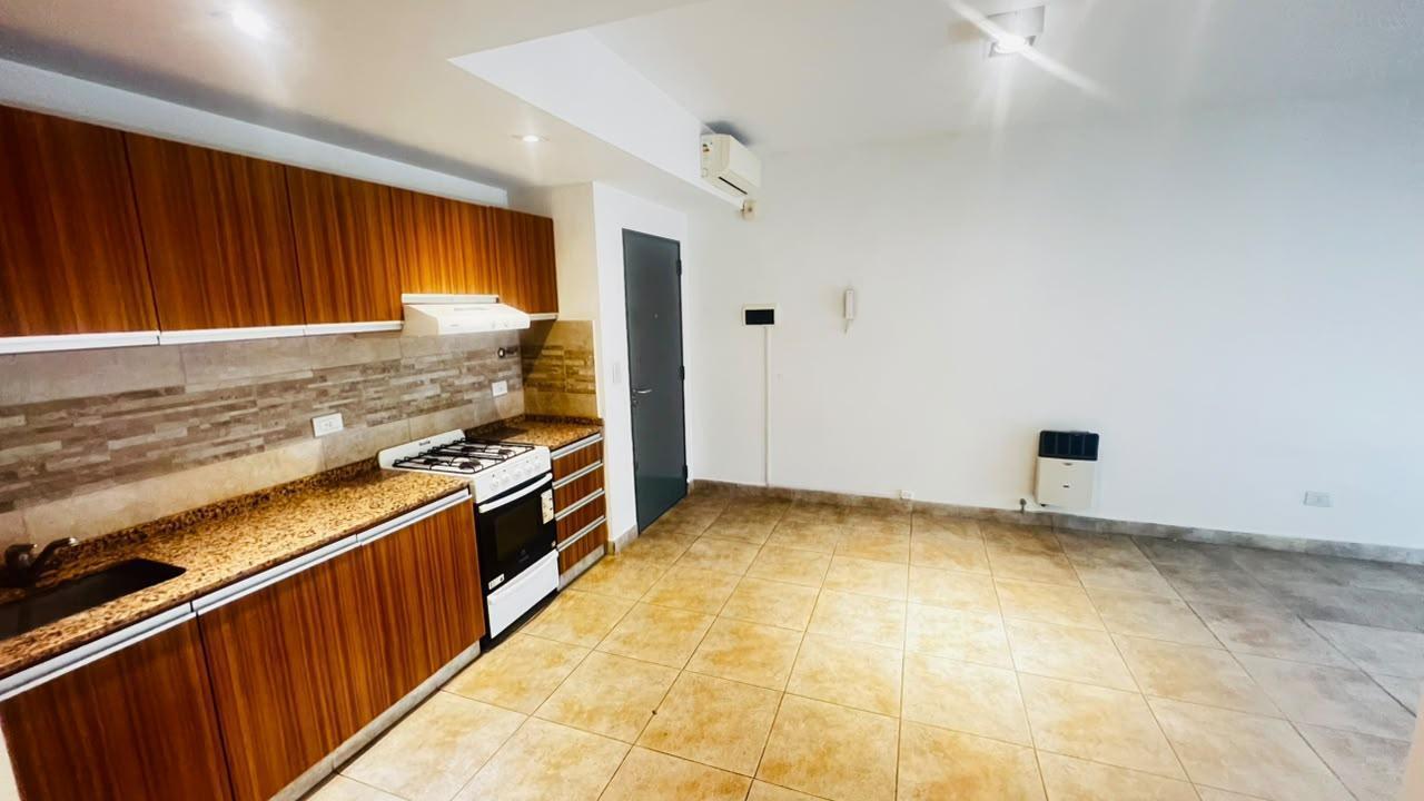 Foto de Alquiler Depto. 2 Ambientes, San Miguel, Planta Baja con Patio, imagen 5