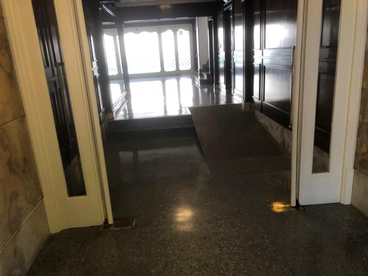 Elegante Piso en Venta de 4 Dorm. en Caballito Residencial 1
