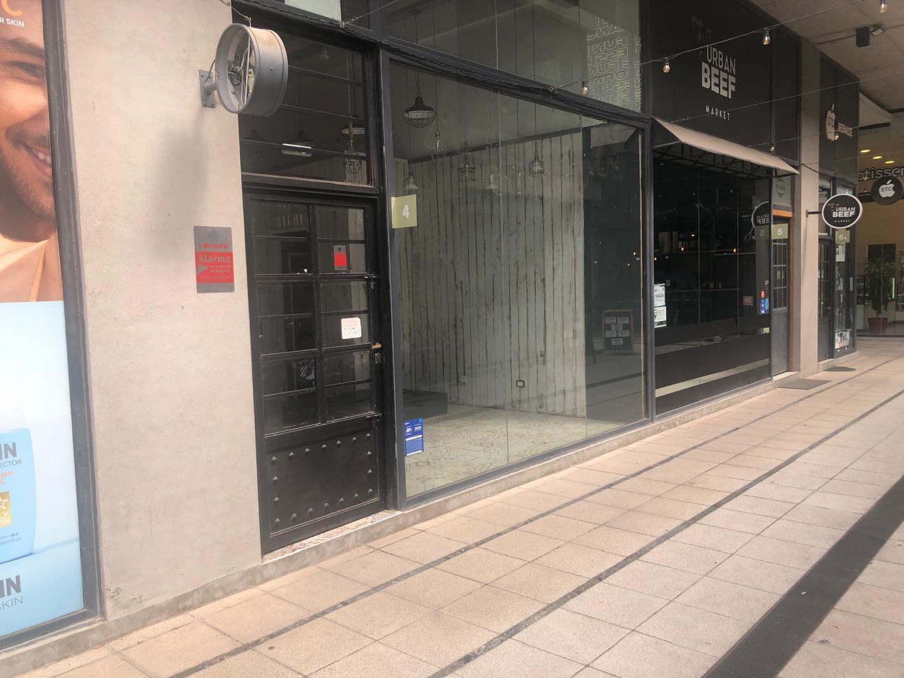 Local comercial de 52 m² en alquiler en SMALLCENTER ( Las Piedras )