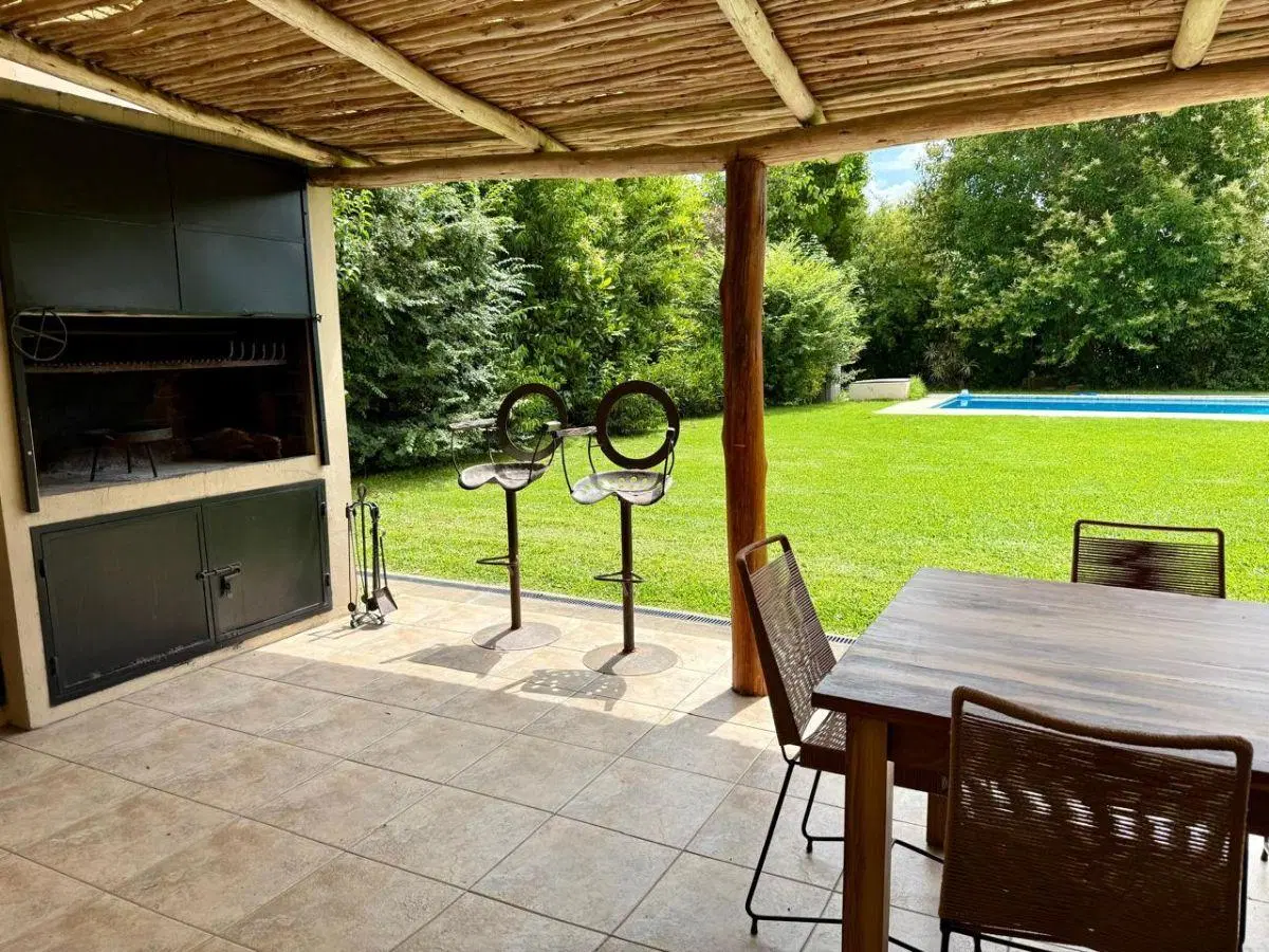 CASA EN VENTA ST MATHEWS VILLAGE . UNA PLANTA PILAR 5