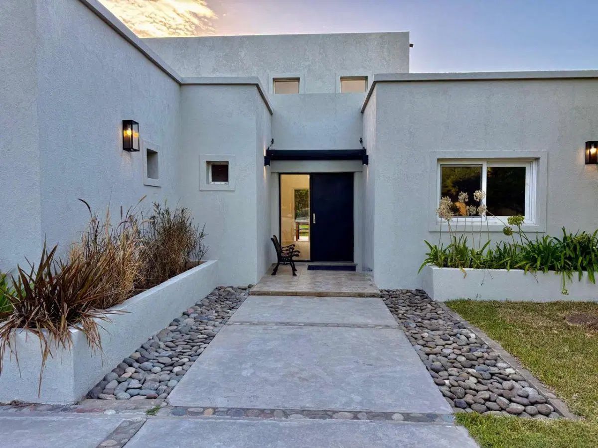 CASA EN VENTA ST MATHEWS VILLAGE . UNA PLANTA PILAR 2