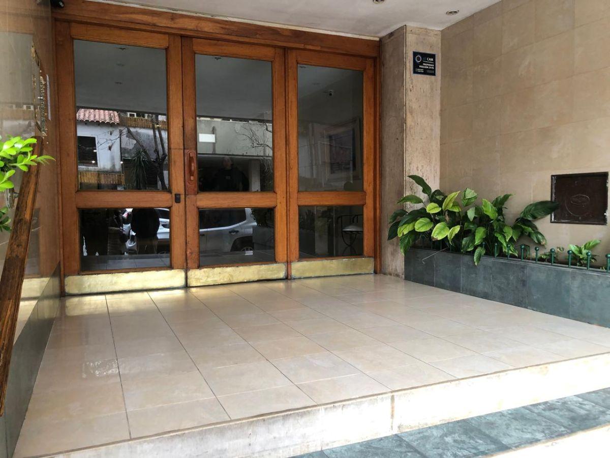 Foto de VENTA EL MEJOR DEP EN COGHLAN 3 DORMITORIOS,MUY LUMINOSO PISO ALTO, imagen 3
