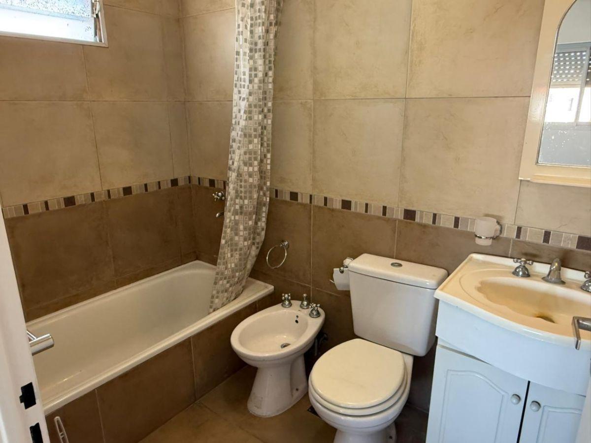 Foto de ALQUILER O VENTA EL MEJOR DEPARTAMENTO TIPO CASA EN VTE LOPEZ SIN, imagen 4