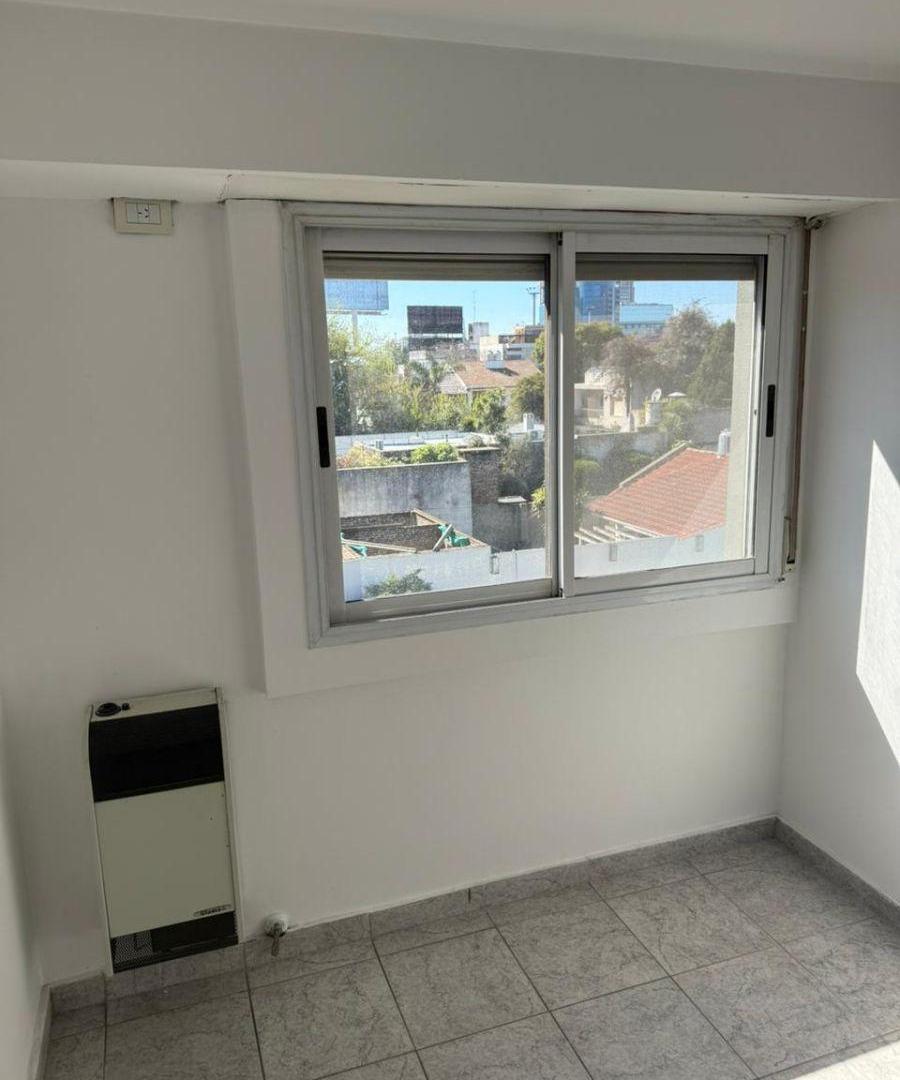 Foto de ALQUILER O VENTA EL MEJOR DEPARTAMENTO TIPO CASA EN VTE LOPEZ SIN, imagen 5
