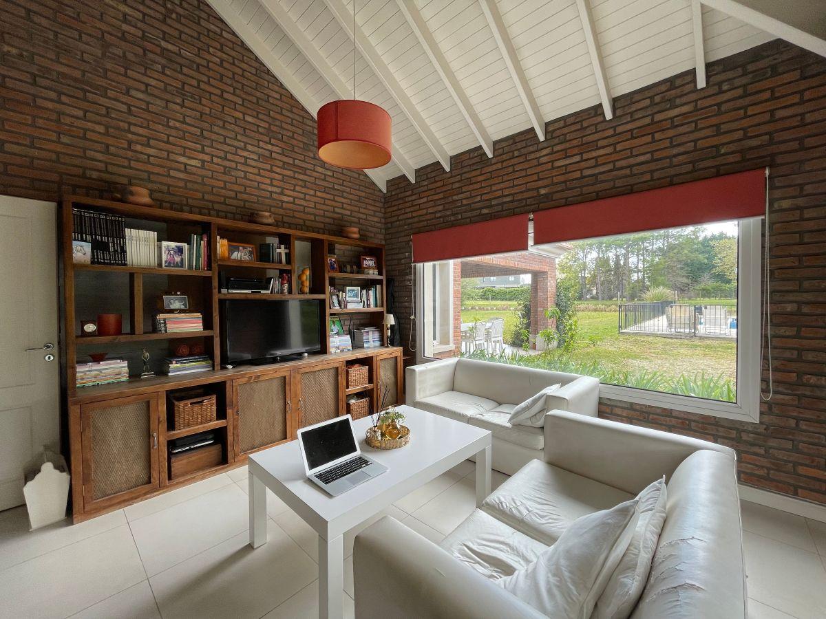 Foto de Casa en La Argentina excelente construcción, imagen 1