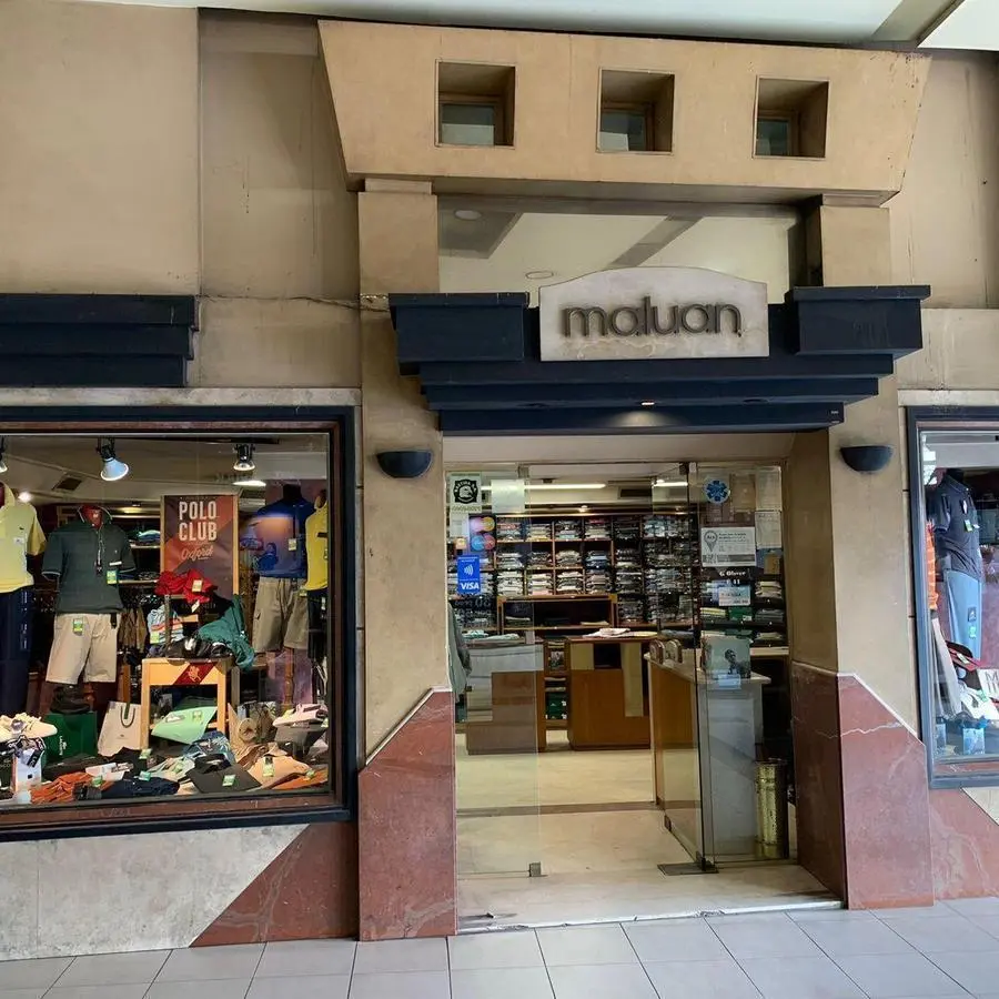 VENTA DE IMPORTANTE LOCAL EN GALERIA OLIVER (nuevo valor) 4