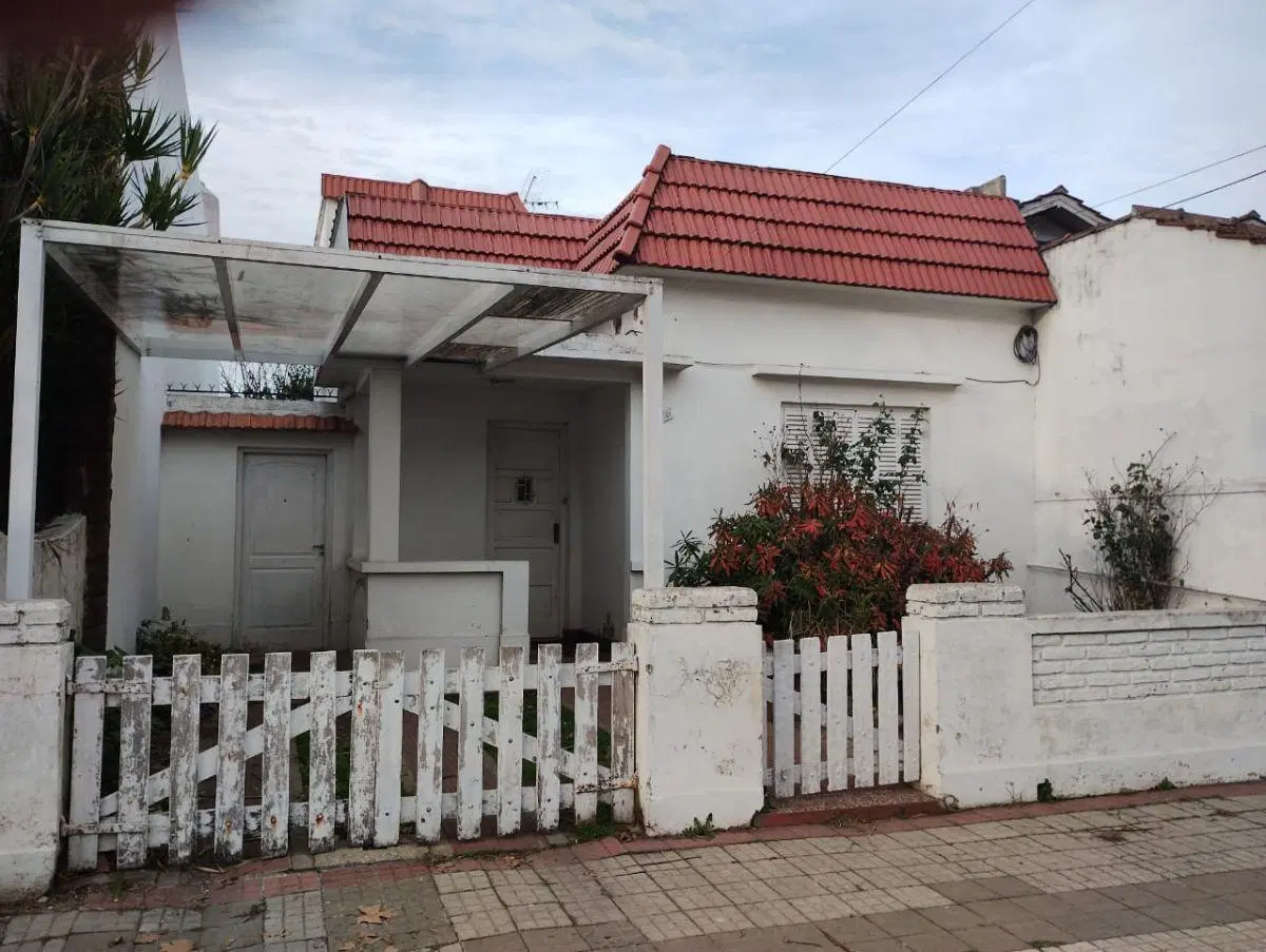Alquiler de Casa en Temperley Este Residencial 2