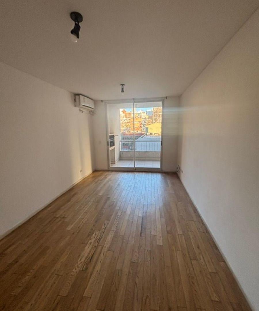 Foto de Excelente Departamento de Dos Ambientes con Balcón Terraza C/cochera, imagen 1