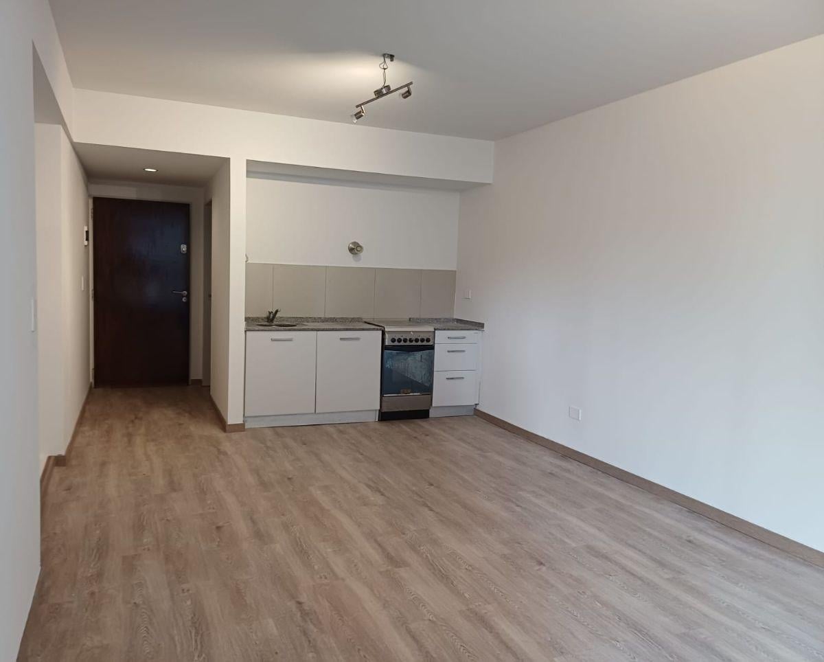 Foto de OPORTUNIDAD!Excelente monoambiente, impecable estado en Belgrano, imagen 2