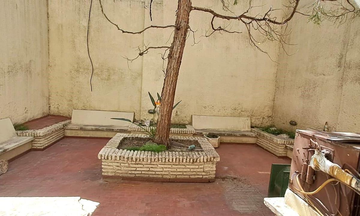 Local en Venta con Pb + Sótano + Entre Piso en Villa Crespo 5