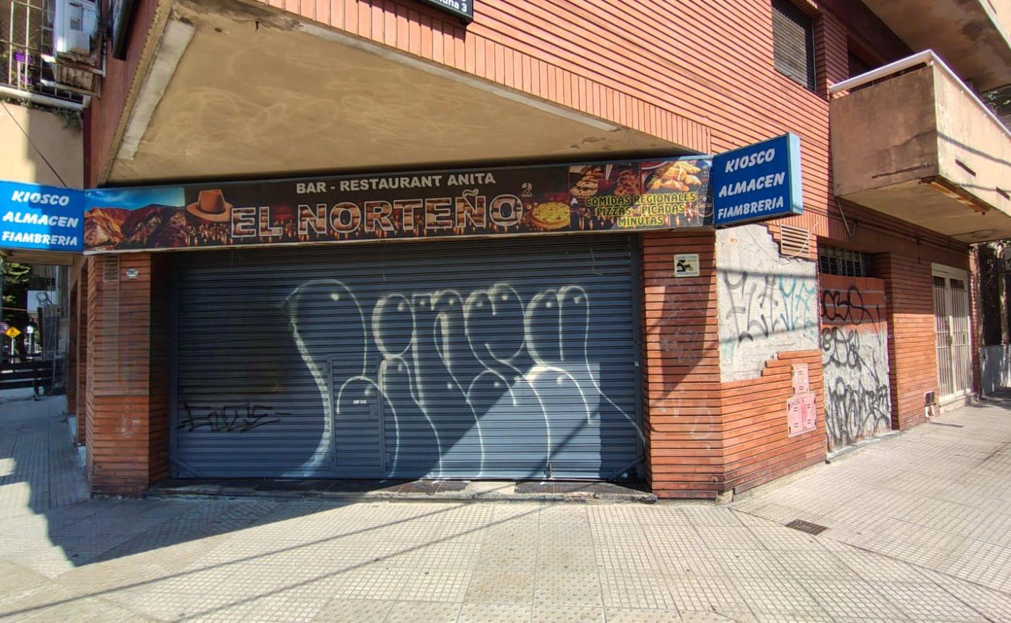 Venta de Excelente Local Esquina en San Cristobal