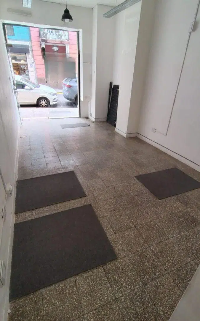LOCAL EN ALQUILER MANSILLA 2700 5