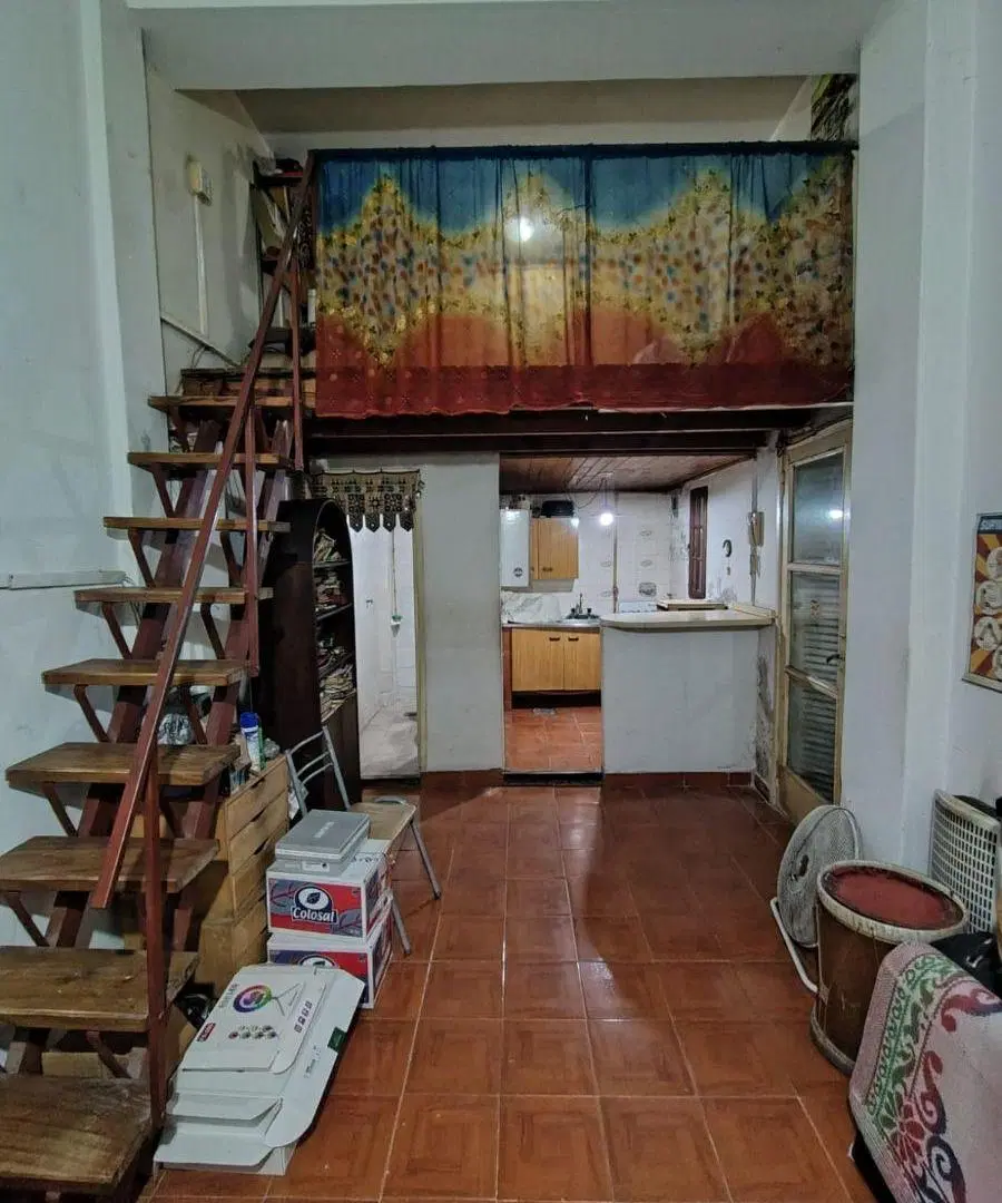 PH 2 AMBIENTES CON ENTREPISO Y PATIO – IDEAL INVERSIÓN – BAJÍSIMAS EXPENSAS 3