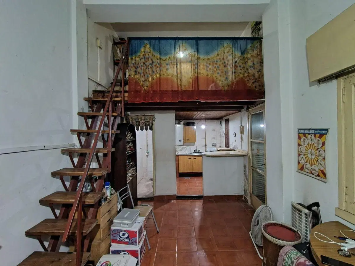 PH 2 AMBIENTES CON ENTREPISO Y PATIO – IDEAL INVERSIÓN – BAJÍSIMAS EXPENSAS 2
