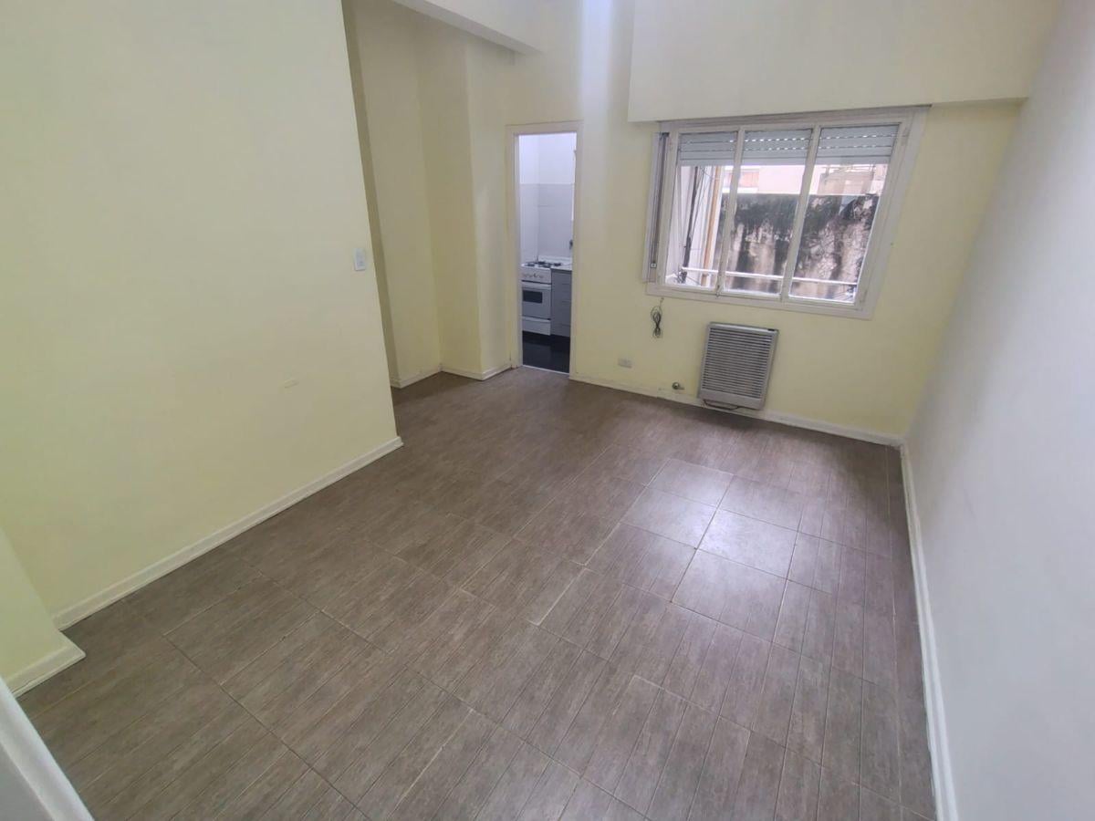 Foto de OPORTUNIDAD 2 AMBIENTES EN VENTA EXCELENTE UBICACIÓN, imagen 1