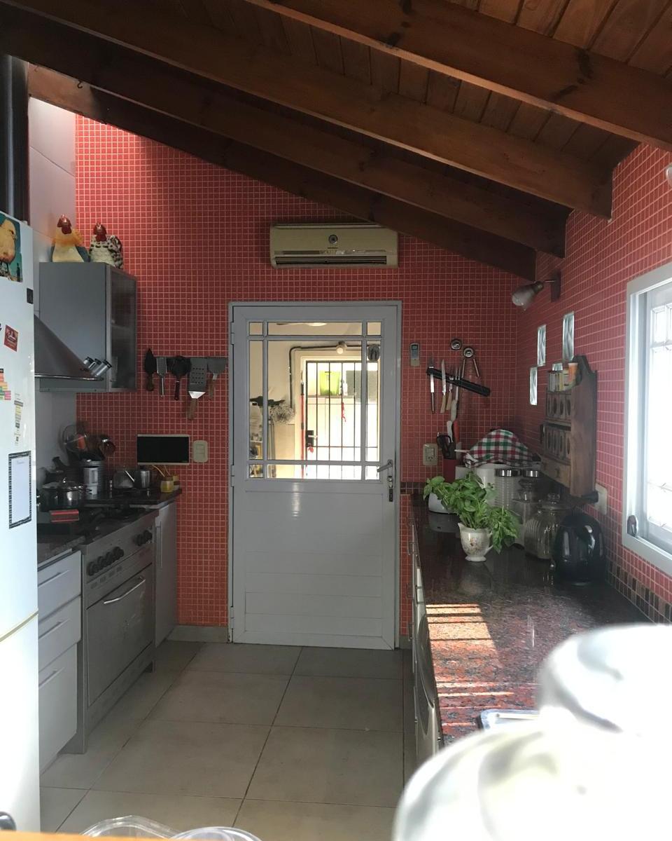 HERMOSA CASA EN BERNAL