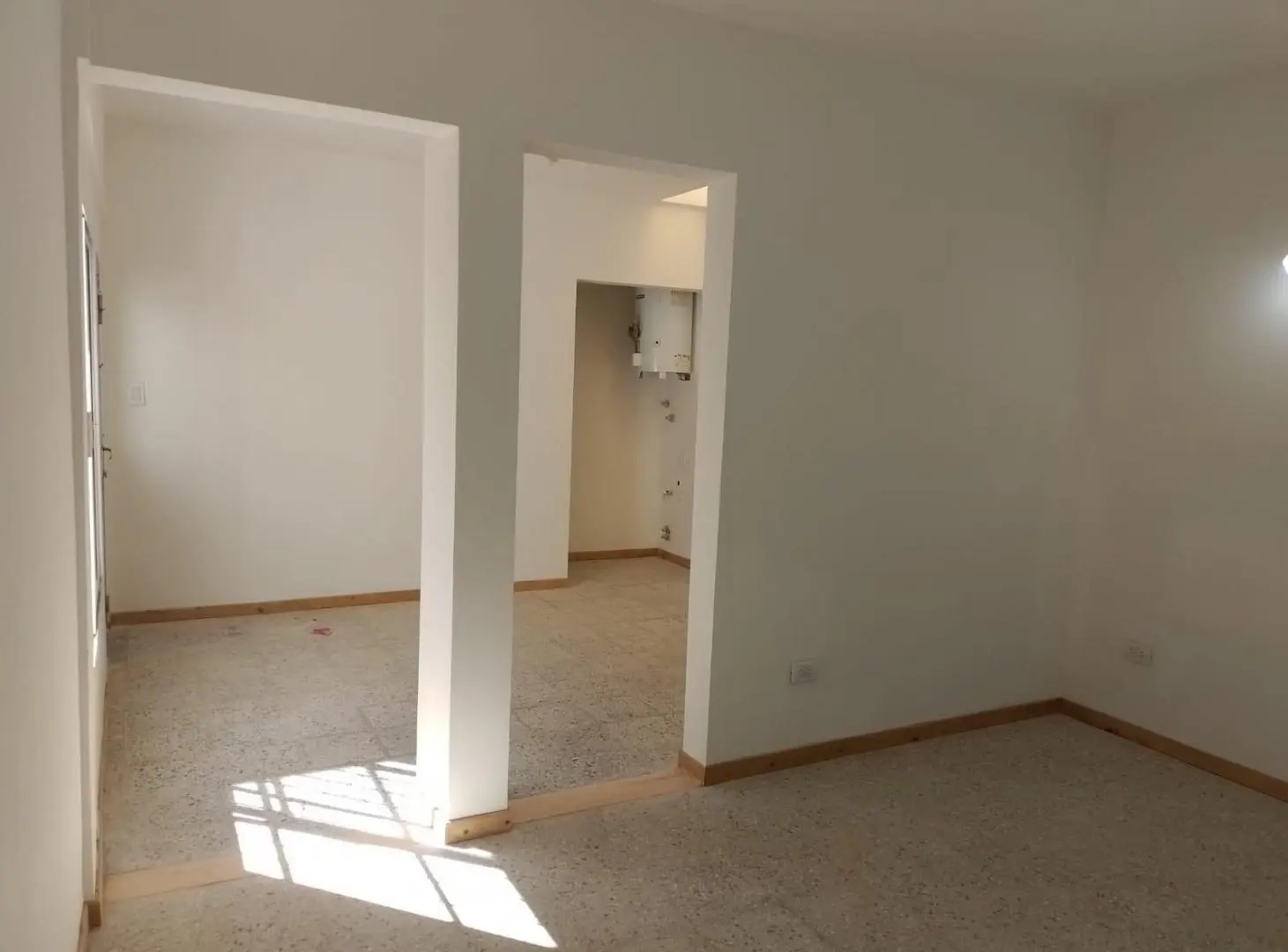 DEPARTAMENTO CON LOCAL 3