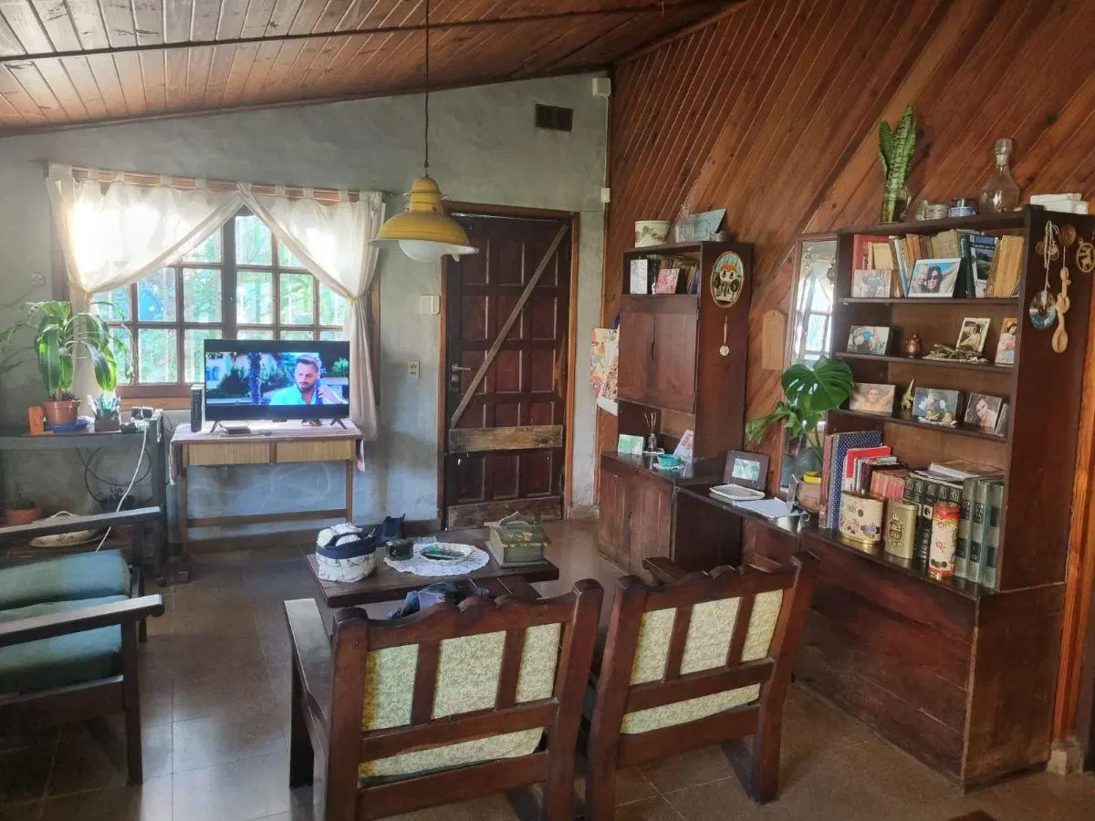 GRAN CASA SOBRE 3 LOTES. 8