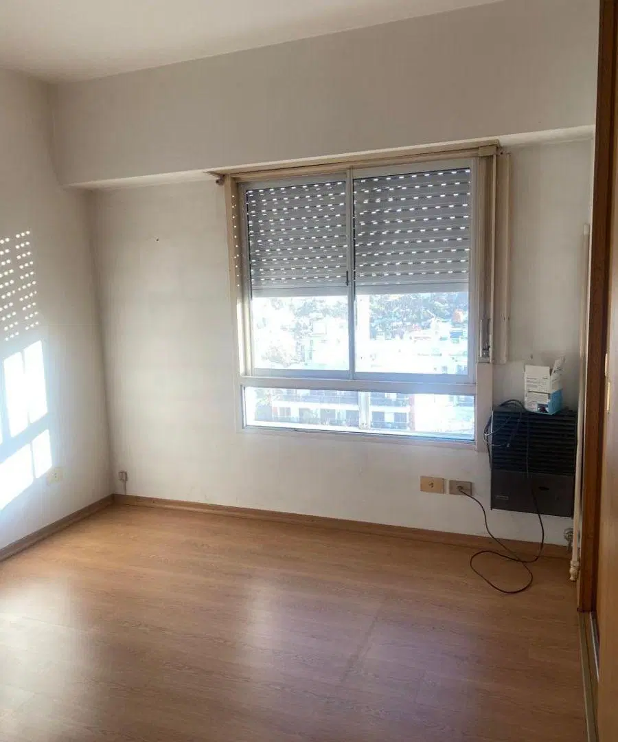 DEPARTAMENTO 4 AMBIENTES EN TORRES DE BERNAL. 5