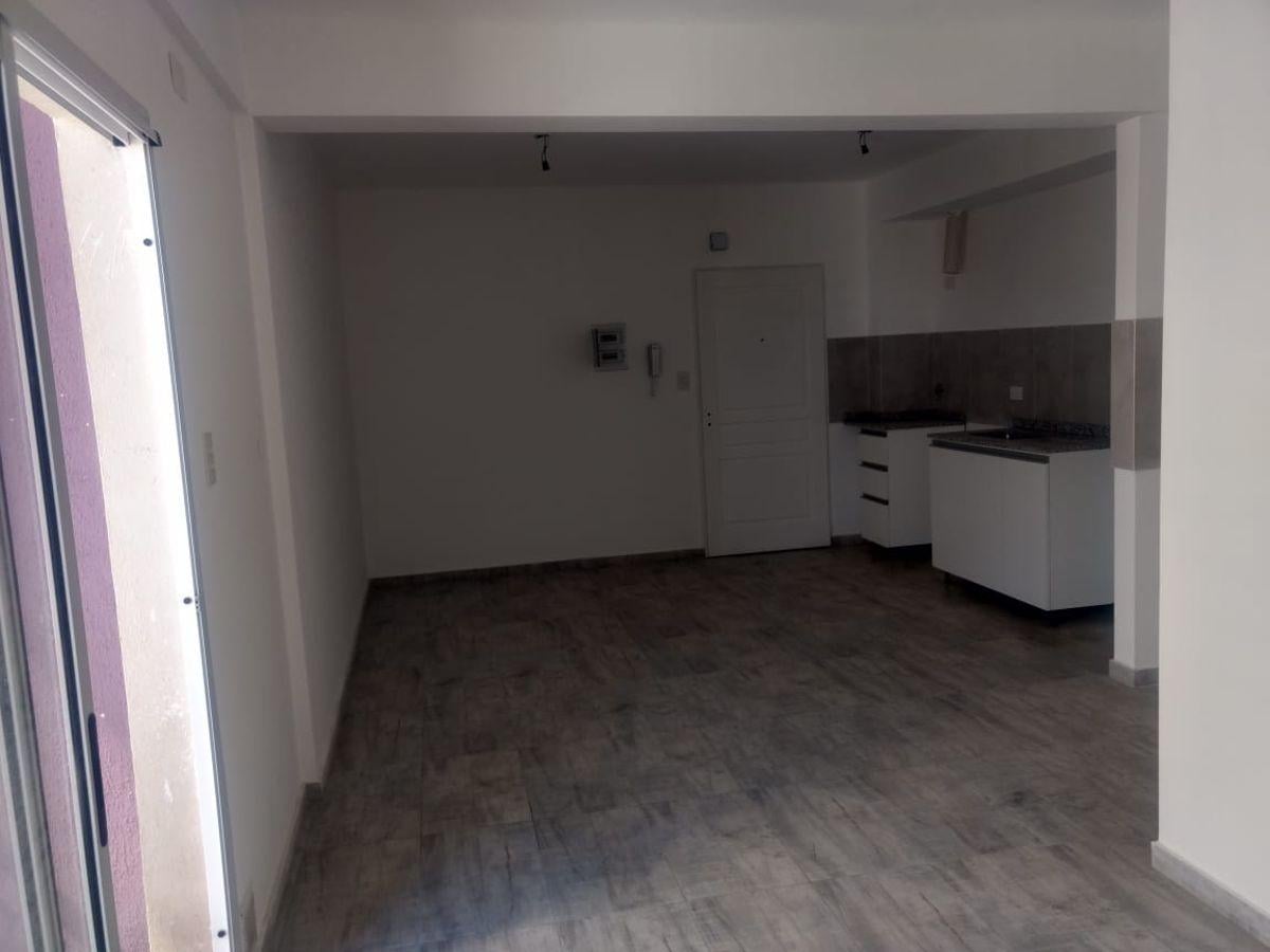 Foto de MONOAMBIENTE EN WILDE, imagen 4