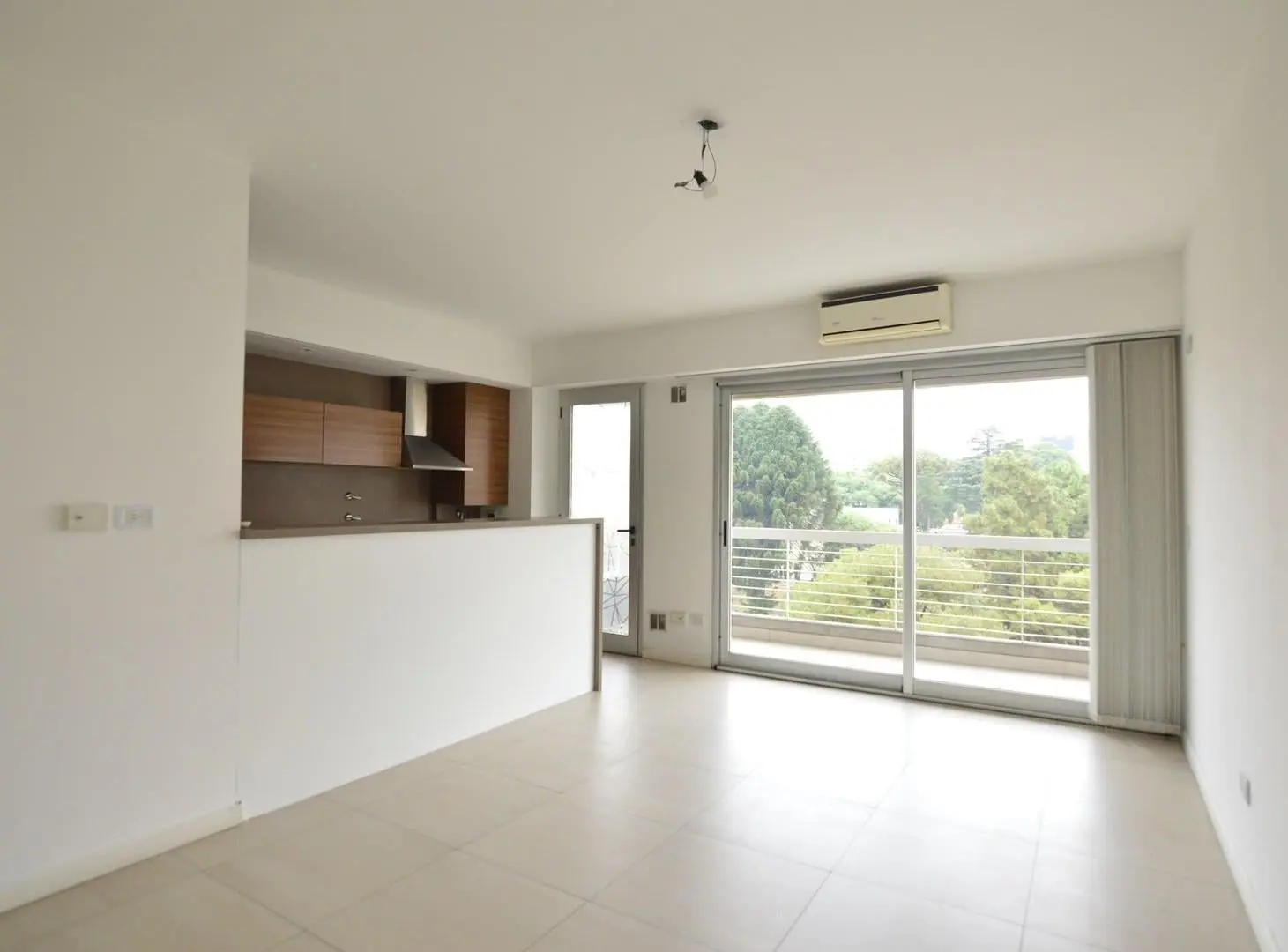 Alquiler Departamento 2 Ambiente Frente con Cochera Apto Profesional s, Capital Federal 5